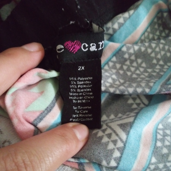 Joggers - Picture 2 of 3